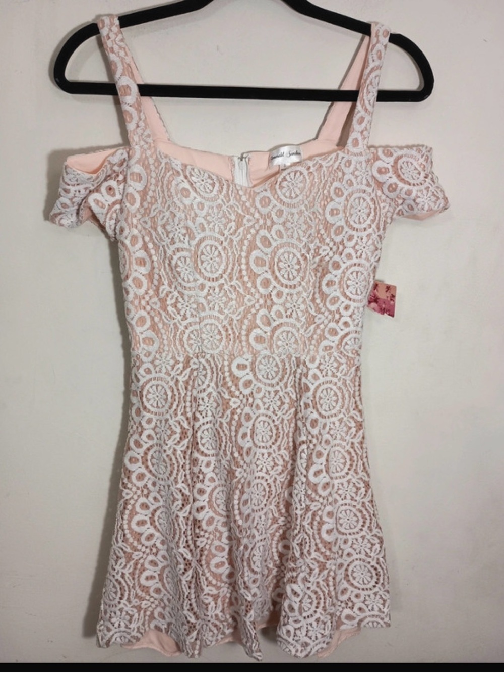 NWT- Emerald Sundae women's small lace cold shoulder Goth Blush homecoming dress